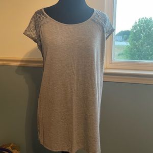 Brixon Ivy size large grey soft super cute shirt!